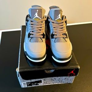 BRAND NEW!! JORDAN 4 COOL GREY